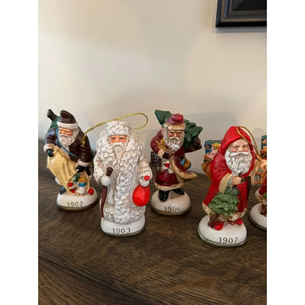 Vintage Memories of Santa collection 1990's 19 pieces ornaments